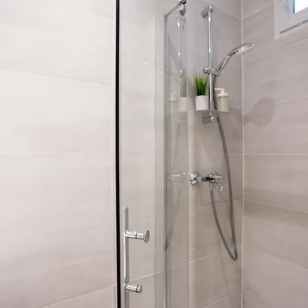 En Plein Coeur De Deuxieme Arrondissement Quartier Montergueil Chatelet Appartamento