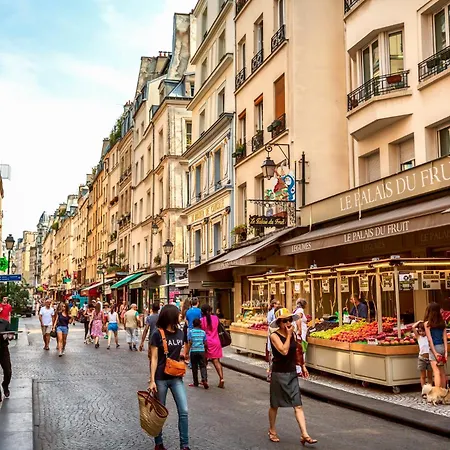 En Plein Coeur De Deuxieme Arrondissement Quartier Montergueil Chatelet Parigi