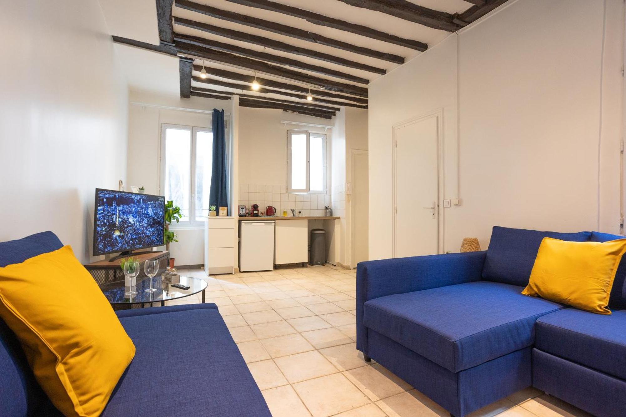 Appartamento En Plein Coeur De Deuxieme Arrondissement Quartier Montergueil Chatelet Parigi