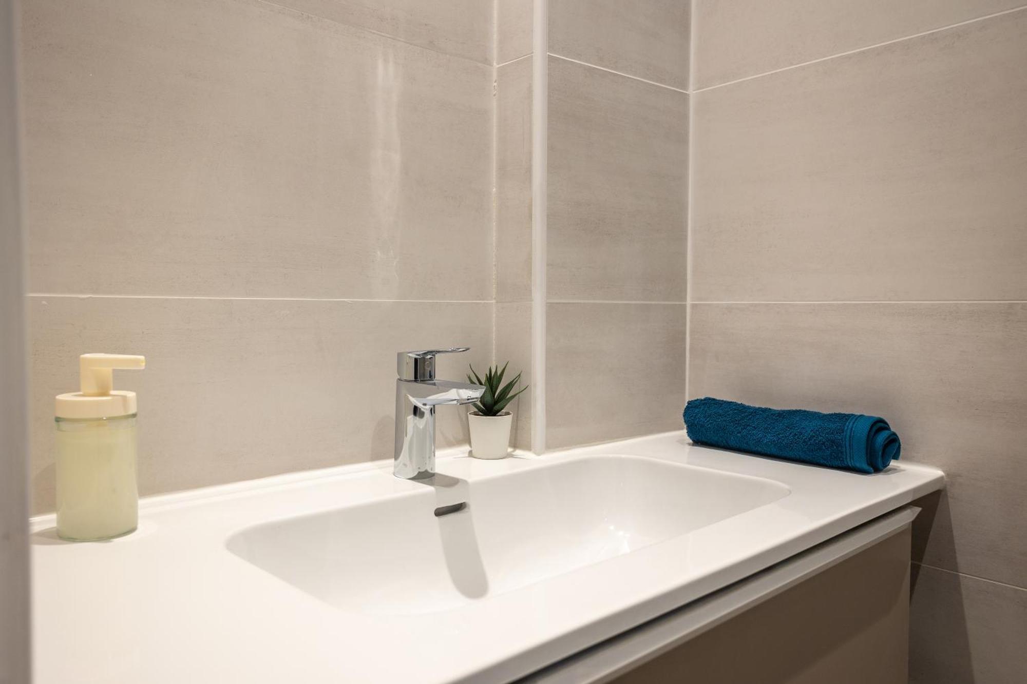 En Plein Coeur De Deuxieme Arrondissement Quartier Montergueil Chatelet Appartamento Parigi